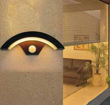 DIŞ MEKAN LED SENSÖRLÜ APLİK (ALÜMİNYUM)